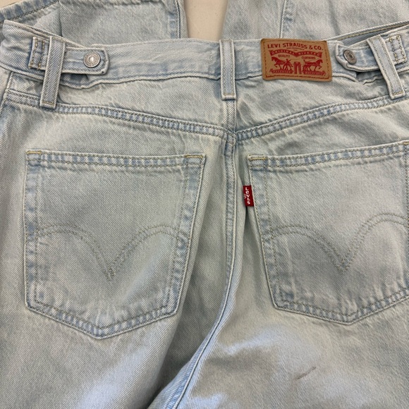 Levi's Women's baggy Jeans with tabs at waist - Picture 6 of 15